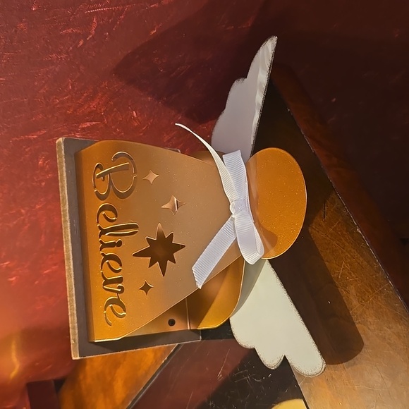 Young's Inc.Tin Tabletop Christmas Angel "Believe" Laser Cut Design Candleholder - Picture 9 of 9